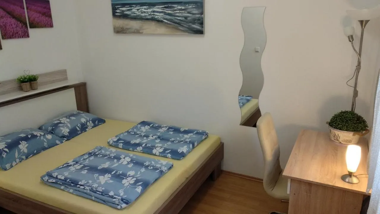 Kristijan Apartments Novigrad  0*, Novigrad (Istria)