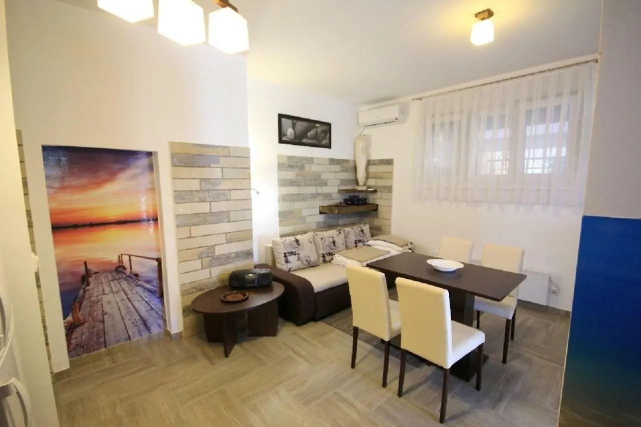 Kristijan Apartments Novigrad  0*, Novigrad (Istria) Croatia