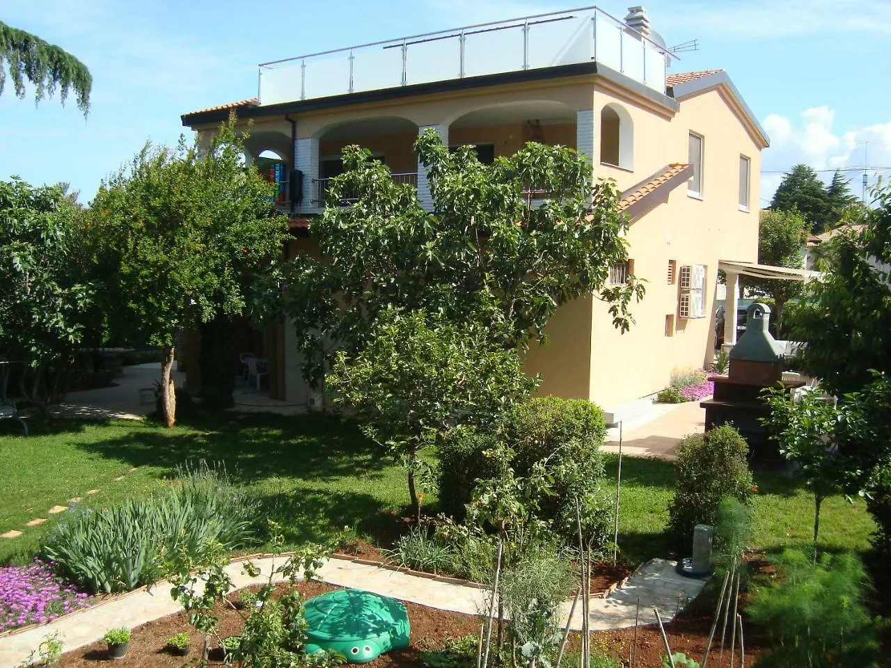 Kristijan Apartments Novigrad