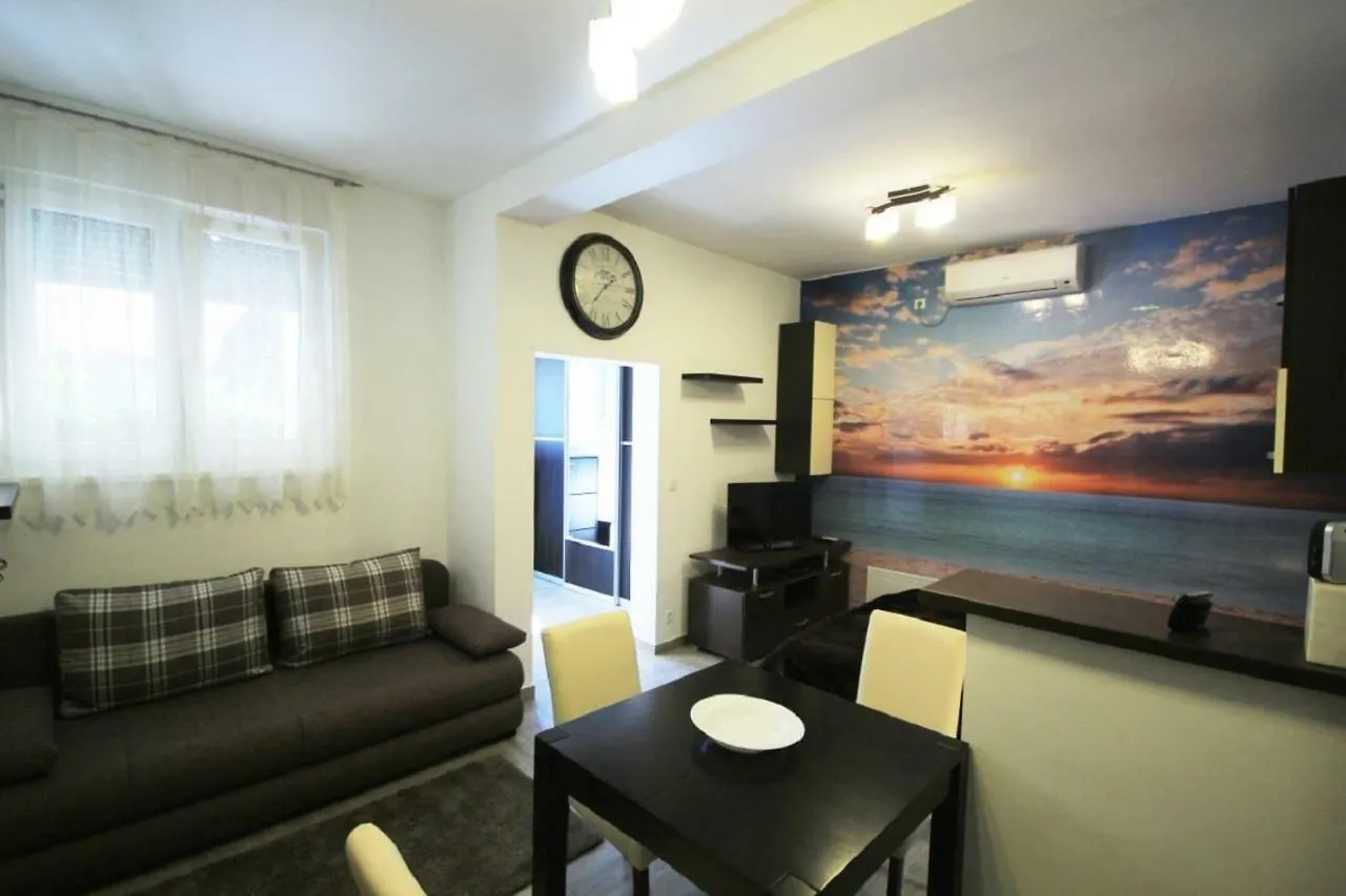 Kristijan Apartments Novigrad